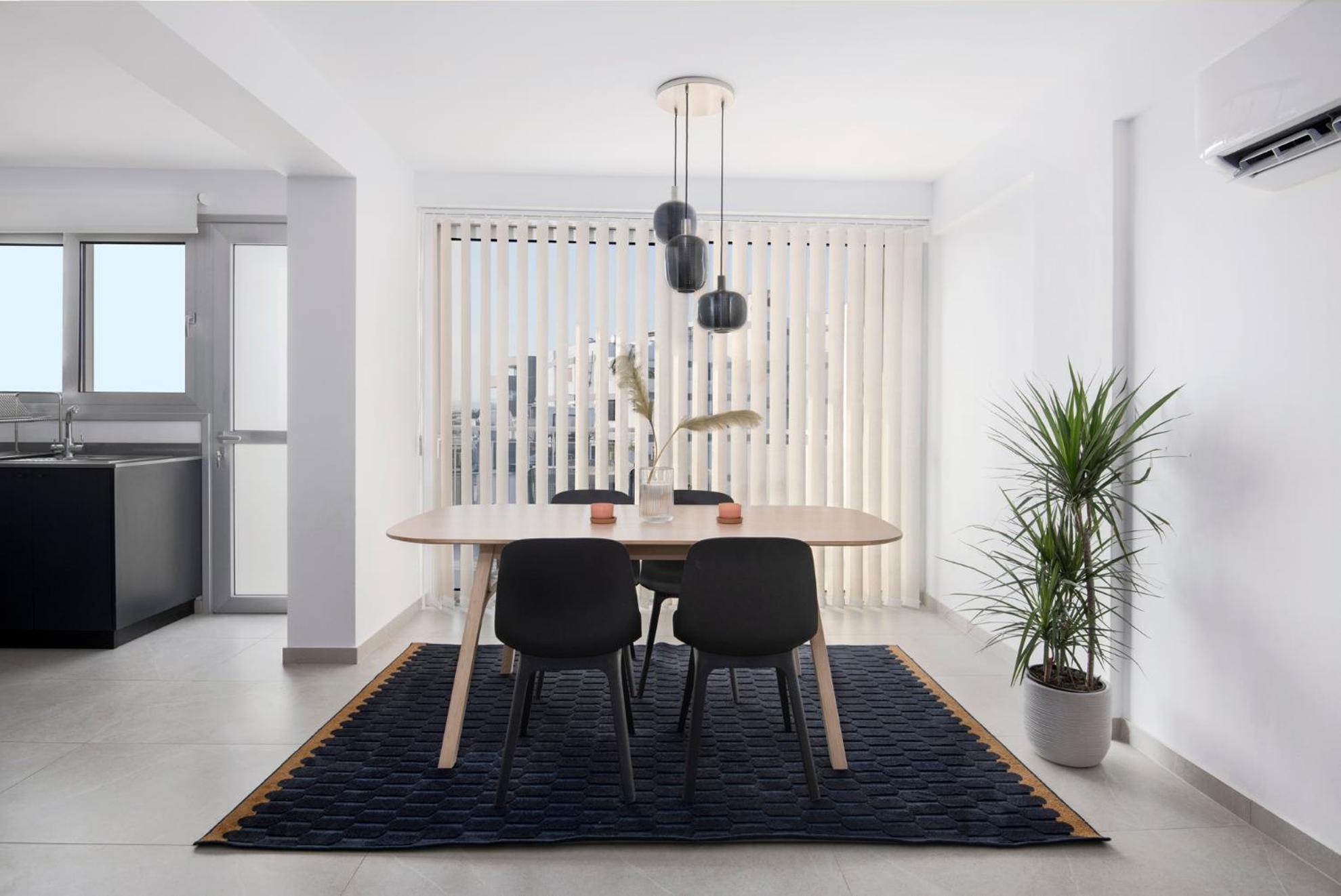 Amazing Two Bedroom Apartment Larnaca Buitenkant foto