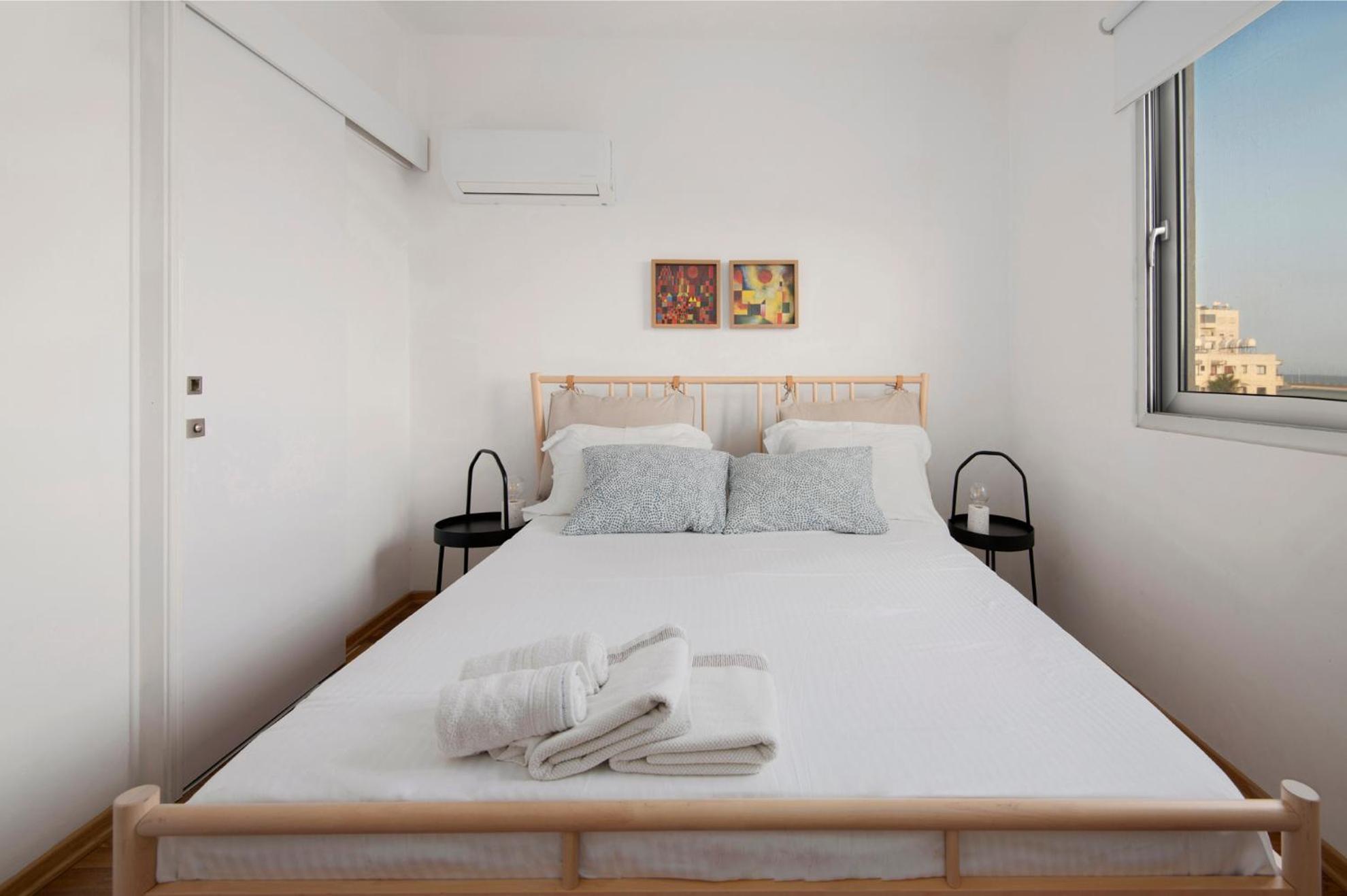 Amazing Two Bedroom Apartment Larnaca Buitenkant foto